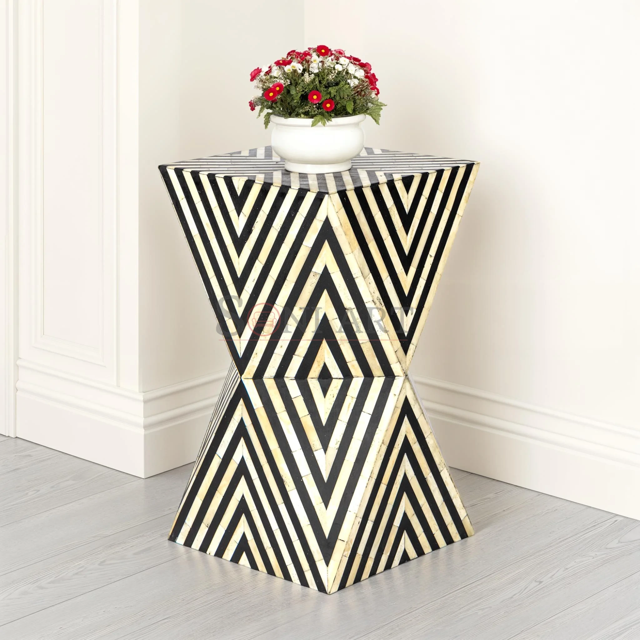 Zara Prism Black &Amp;Amp; Ivory Bone Inlay Side Table – Geometric Accent Table-1 Zara Prism Black & Ivory Bone Inlay Side Table – Geometric Accent Table | Soni Art